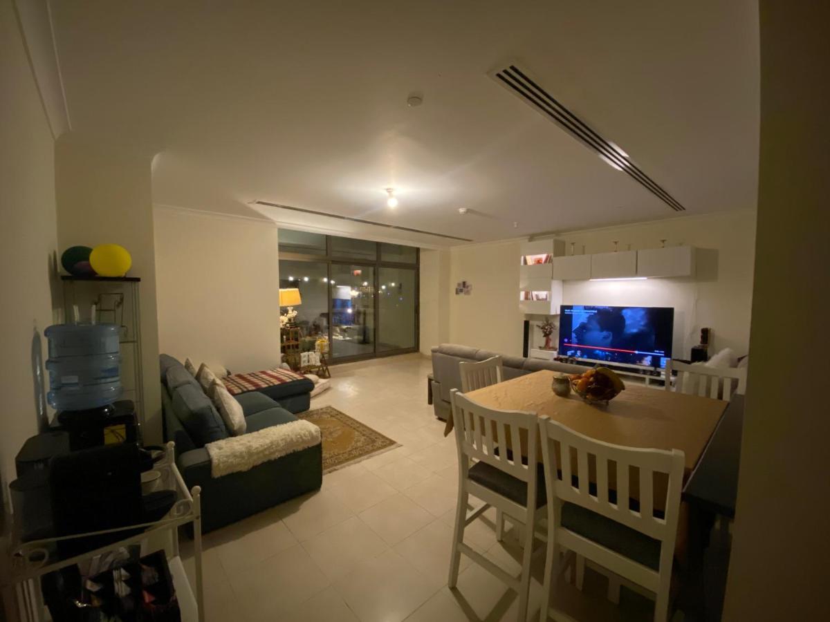 Alexandrina Vandrarhem Dubai Exteriör bild